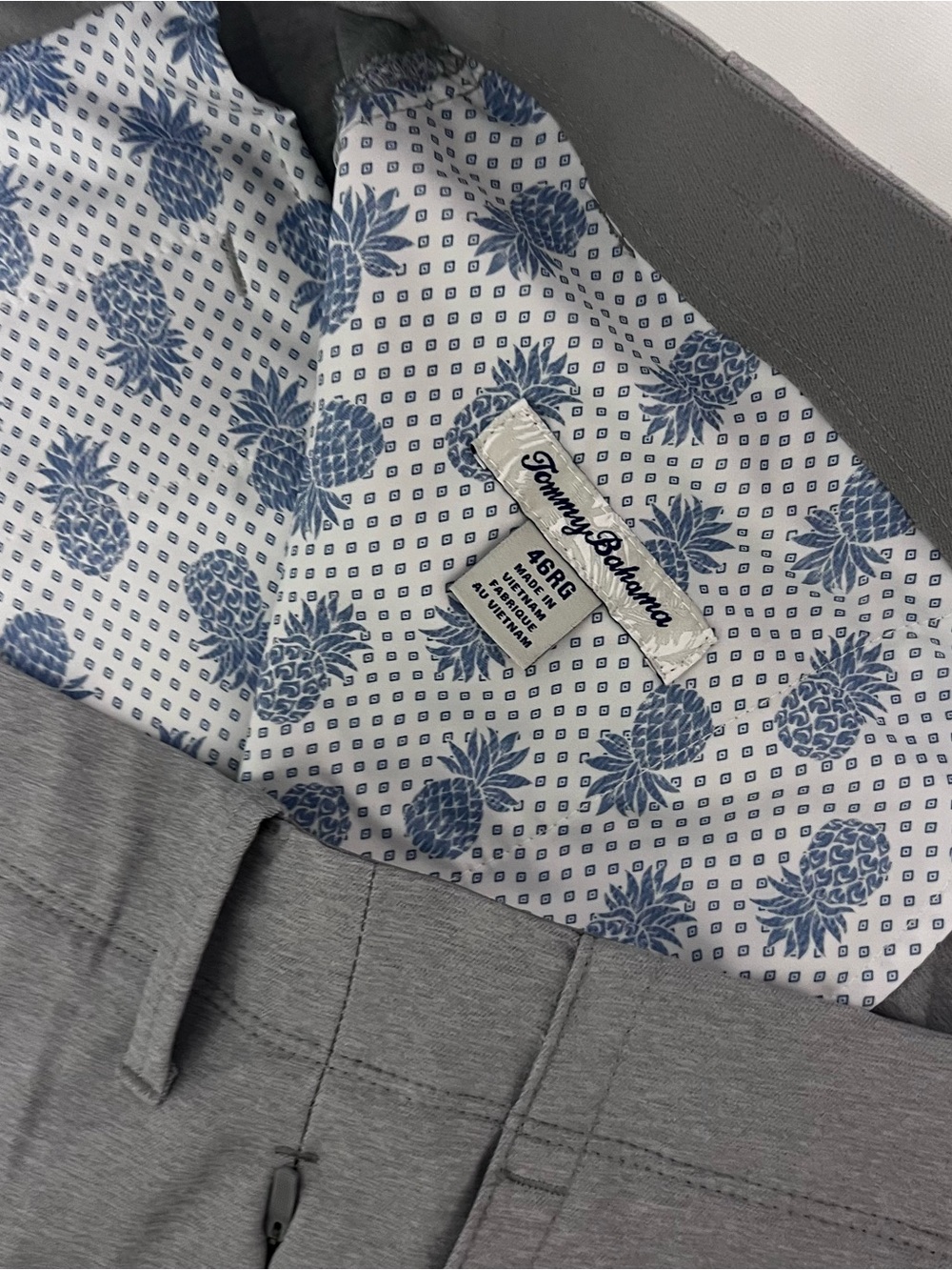 Tommy Bahama IslandZone Grey Shorts 46RG - Picture 3 of 7